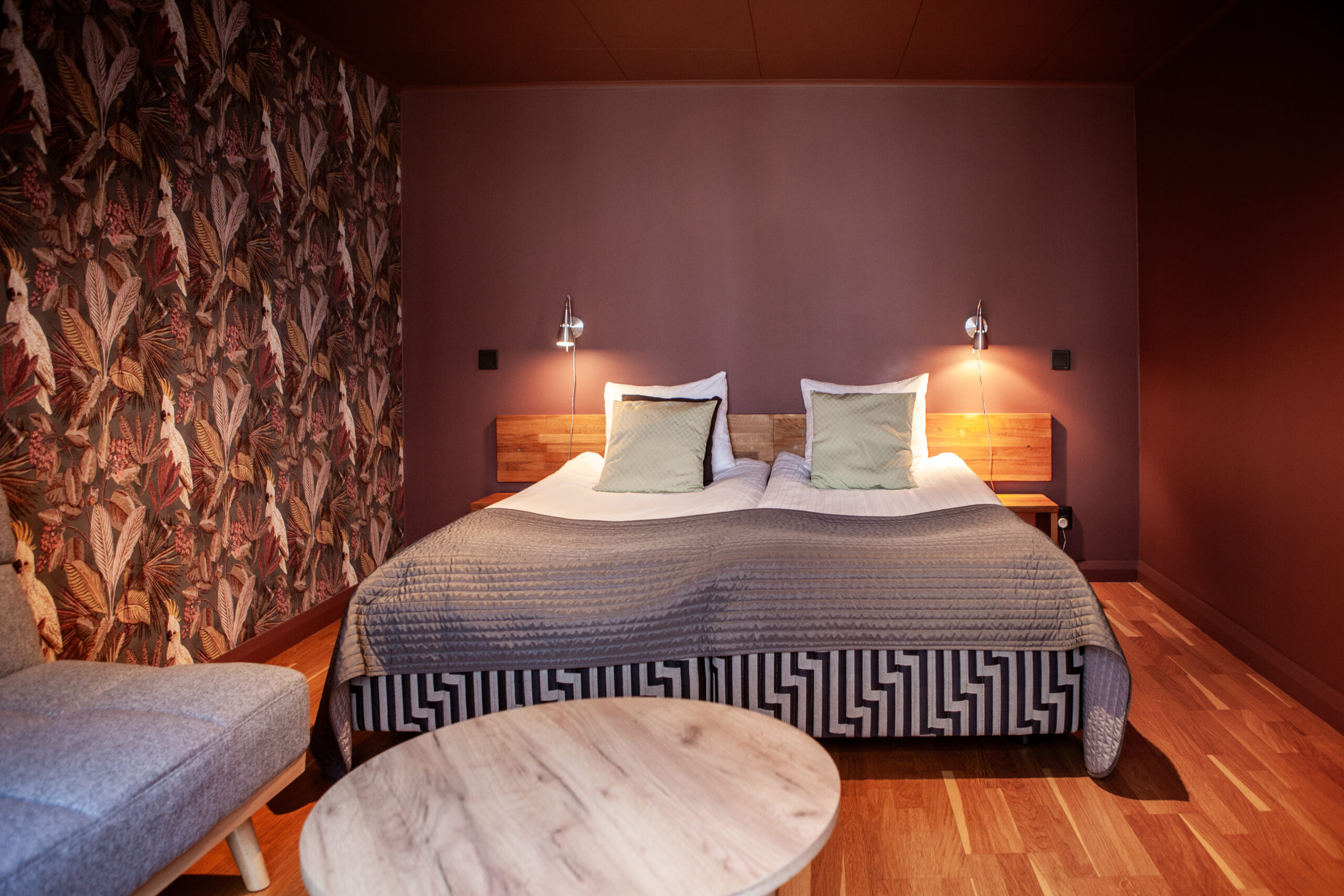 Stora hotellet rum 105 - 06