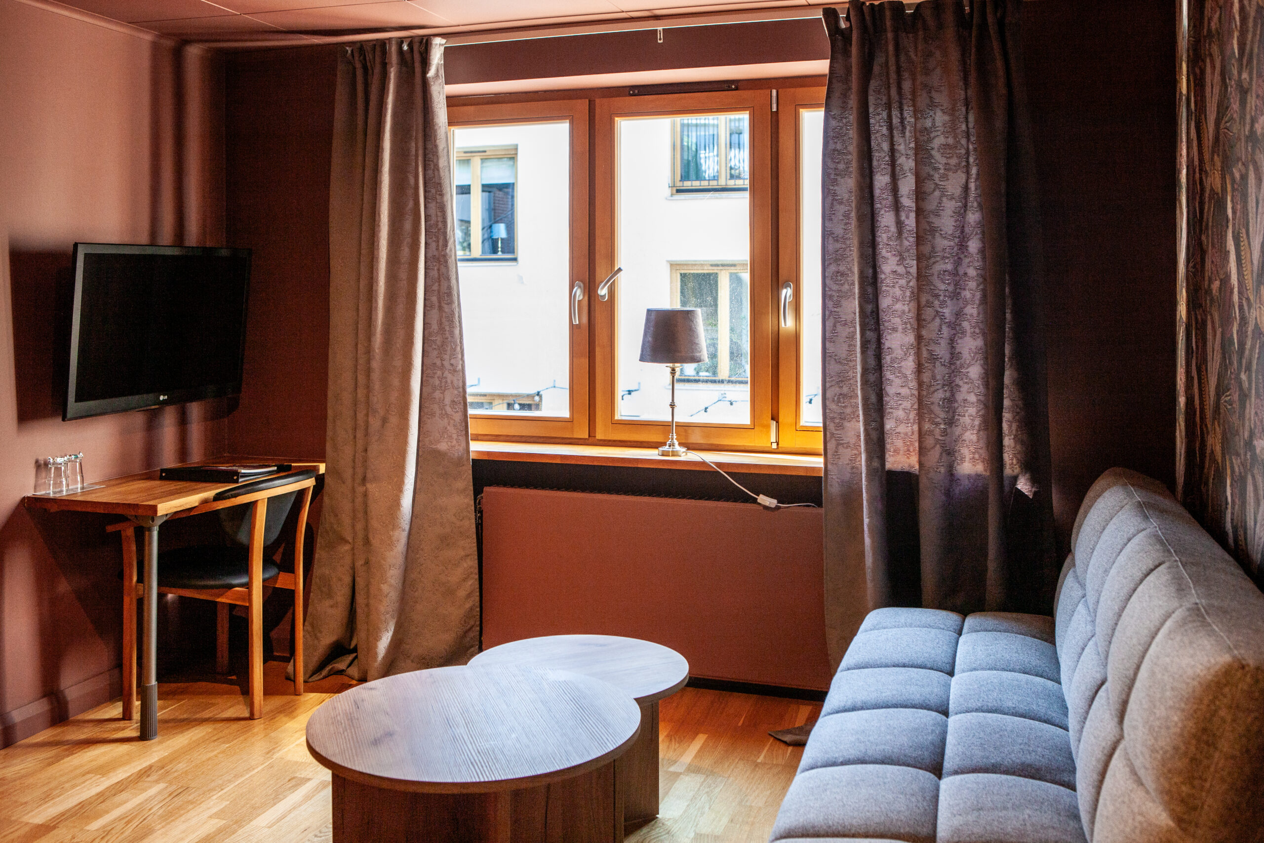 Stora hotellet rum 105 - 07
