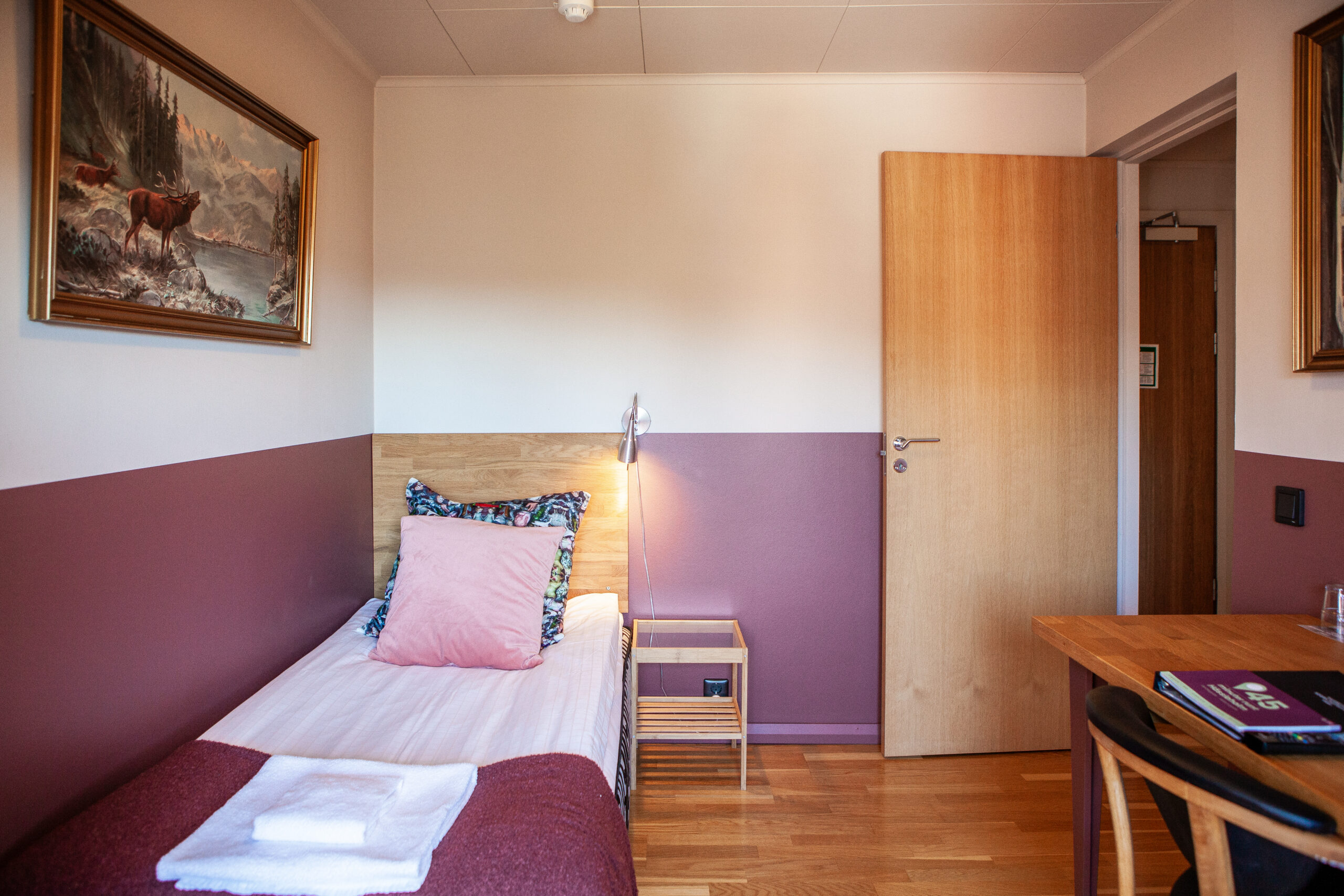 Stora hotellet rum 402 - 03